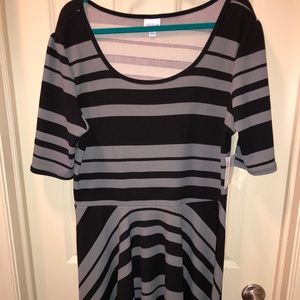 LuLaRoe Nicole Dress